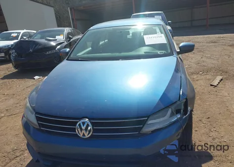 2017 Volkswagen Jetta 1.4T S z USA, uszkodzony, nr VIN 3VW2B7AJ9HM375944